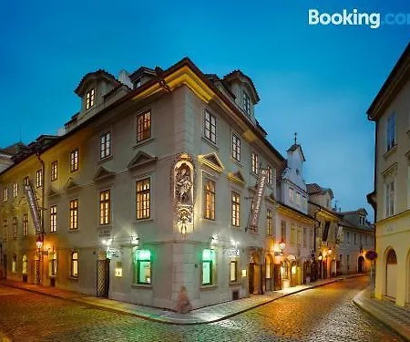 Orea Place Charles Bridge Aparthotel Prague